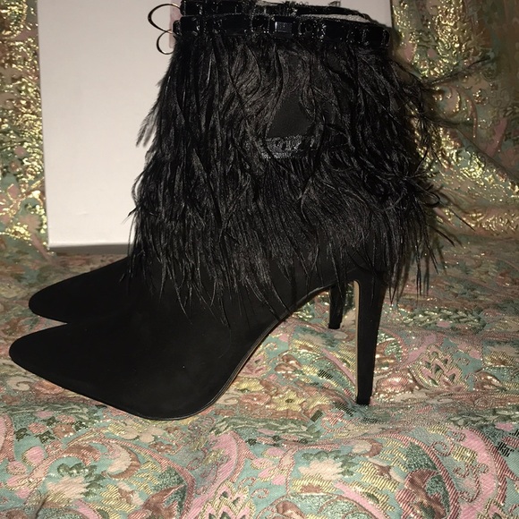 COPY - Brand New in Box Jessica Simpson Piume Boo… - Picture 2 of 5